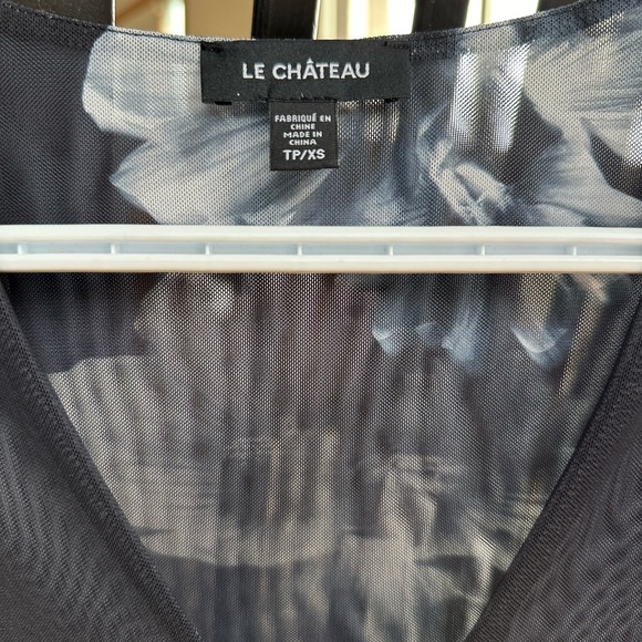 Le chateau xsmall shirt - Picture 3 of 3
